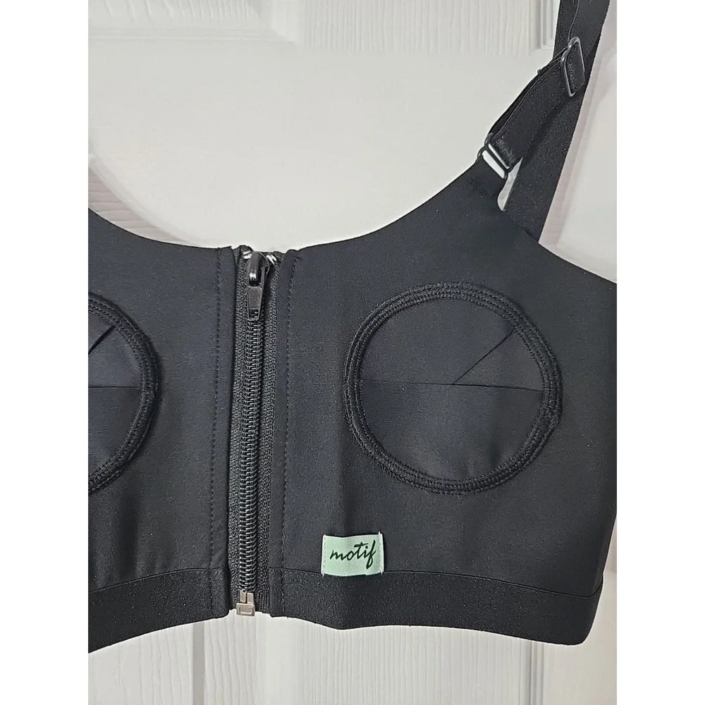 Motif  Womans Nursing  Hands Free Pumping Bra Size XS Adjustable‎ Strapes